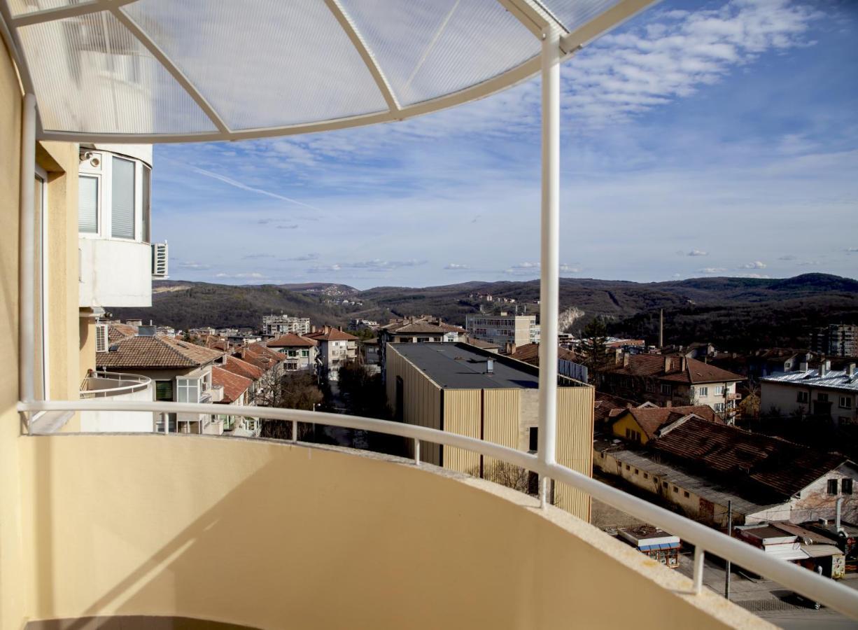 Stadium Apartments Veliko Tárnovo Exterior foto